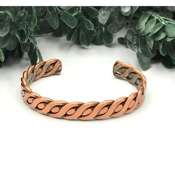 Vintage style Copper Twisted Design Open Cuff Bracelet - Picture 1 of 6